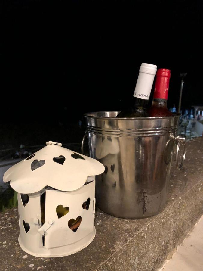 فندق Lo Yacht بورتو سيساريو المظهر الخارجي الصورة